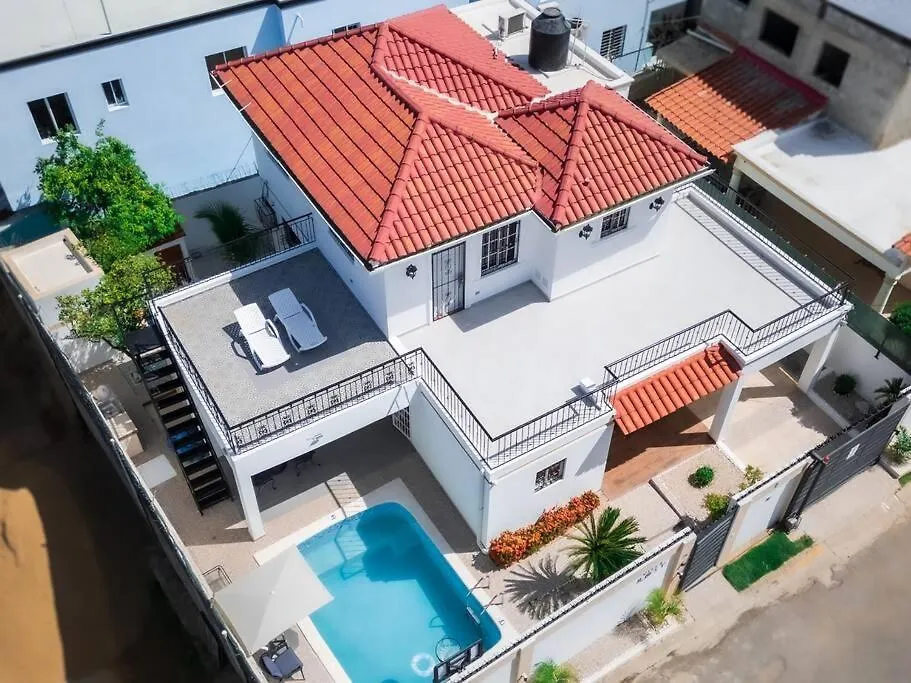 Beautiful 3 Bedroom Villa With Pool At Πουέρτο Πλάτα