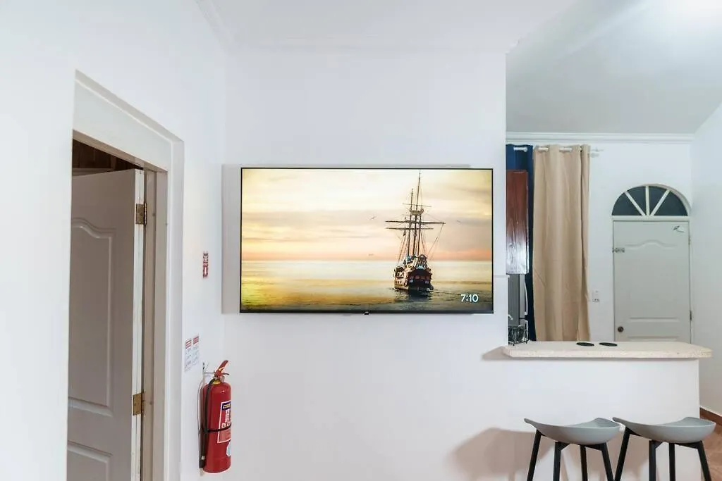 Beautiful 3 Bedroom Villa With Pool At Πουέρτο Πλάτα