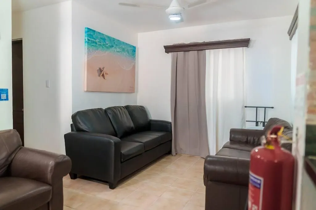 Beautiful 3 Bedroom Villa With Pool At بويرتو بلاتا